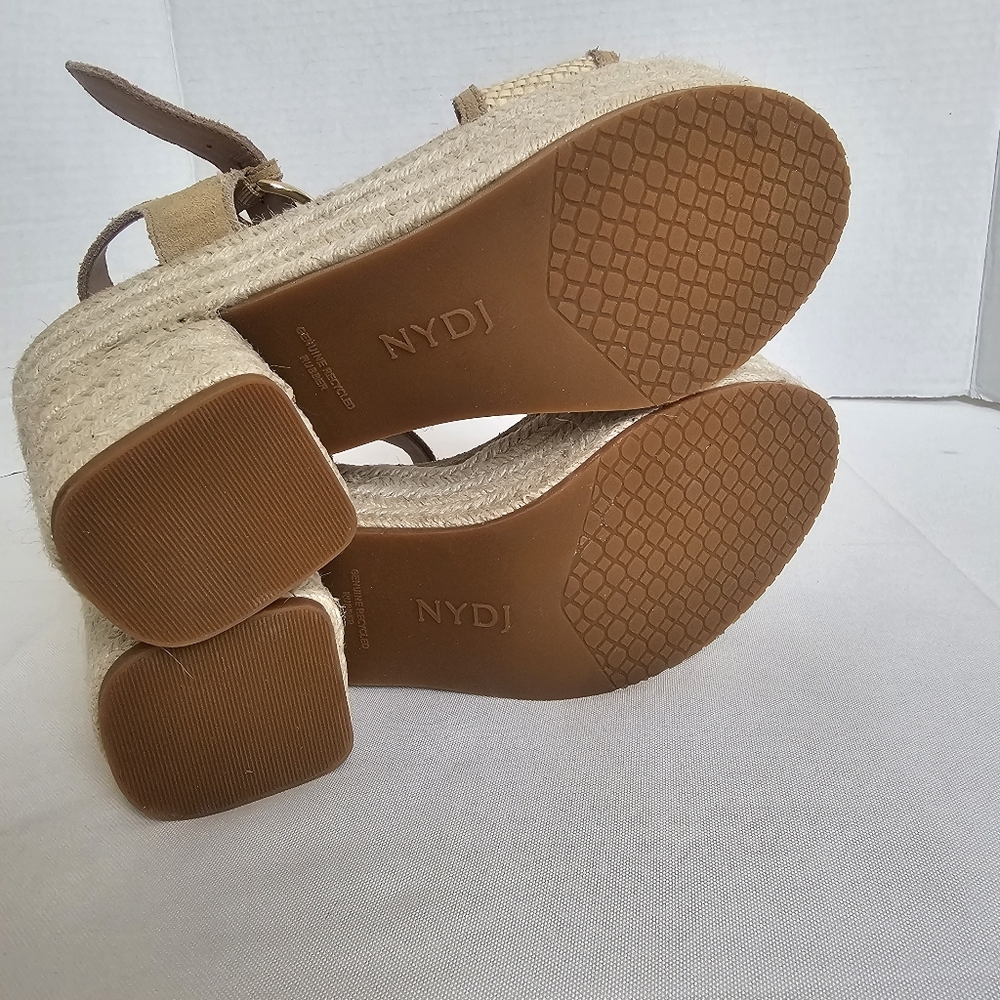 NYDJ Cream Espadrille Platform Sandals  with Floral Accents  Size 7 EUC $29. - Picture 5 of 11